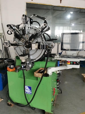 다기능 CNC 0.3 - 2.5 밀리미터는 서보 모터와 봄 성형기를 형성하여 전보를 칩니다